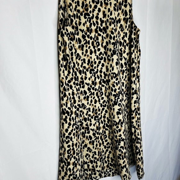 Nordstrom’s Halogen NWOT Relaxed Fit Animal Print Dress, SZ XS - Picture 2 of 3